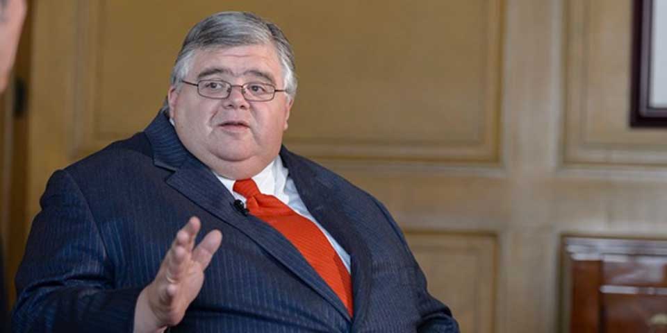 Carstens cree que es riesgoso el big tech en finanzas