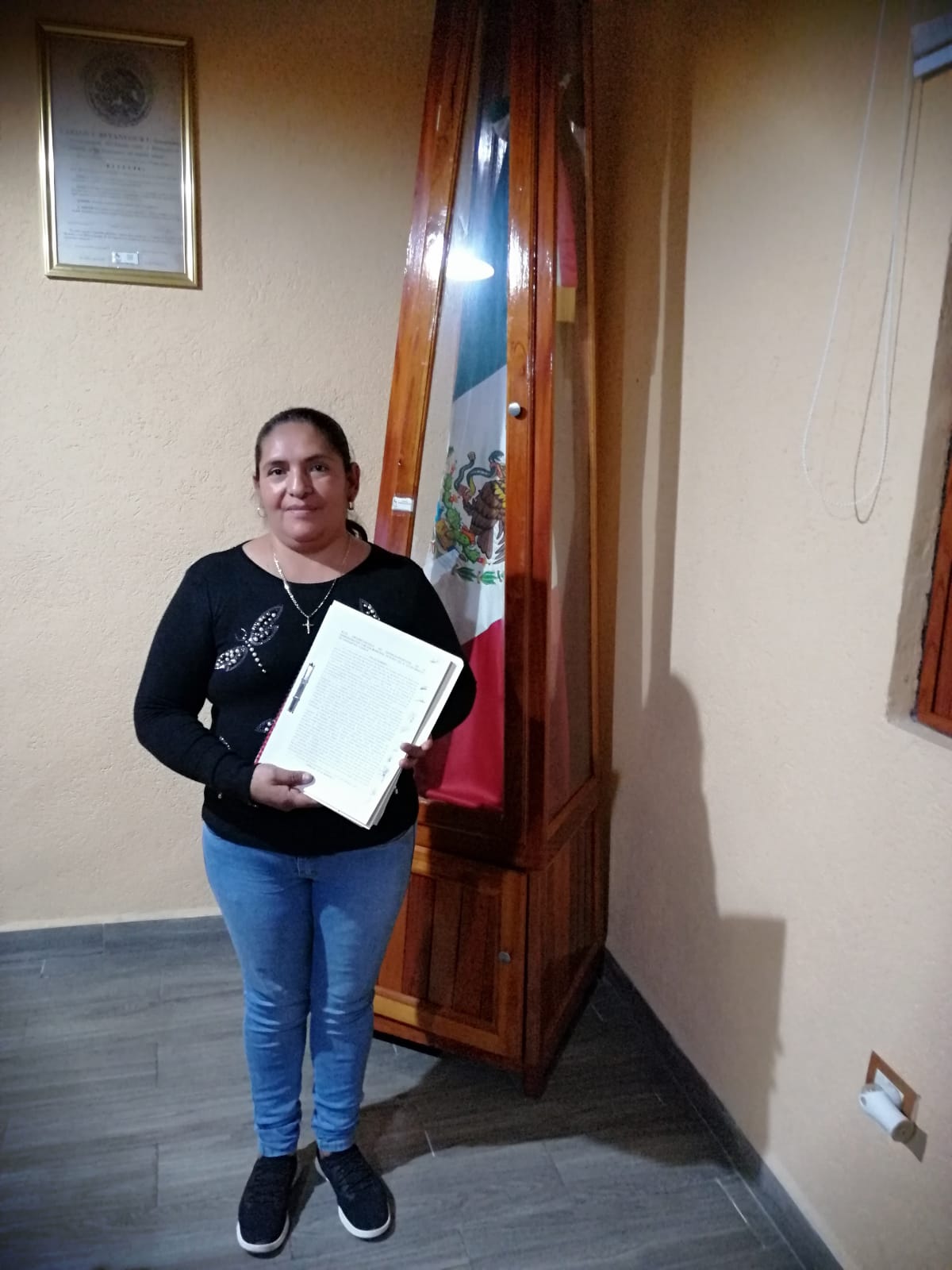 Toma protesta Antonia Pérez como presidenta municipal de Caxhuacán