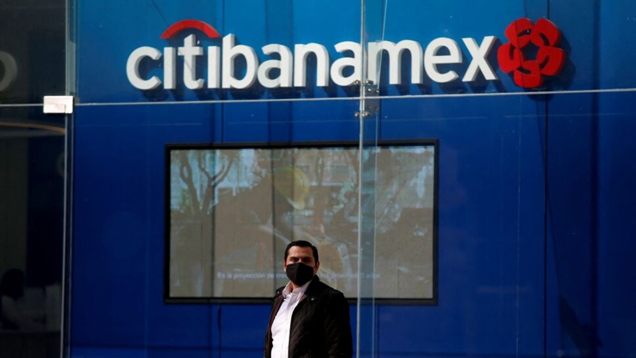 Podría cerrarse la venta de Banamex