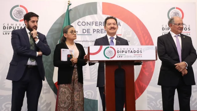 Morena va tras la Suprema Corte de Justicia